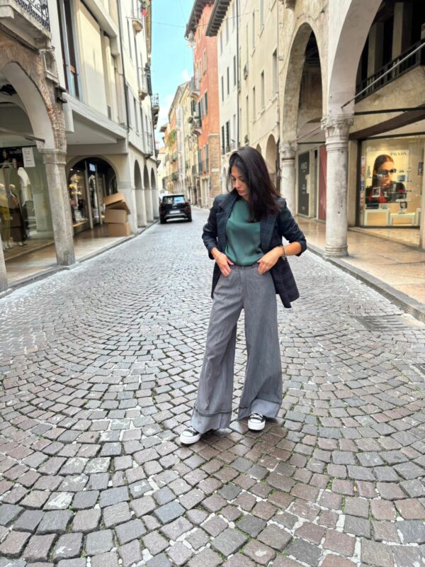 Jeans grigio palazzo risvolto