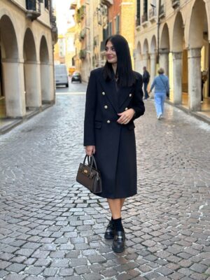 Cappotto Doppiopetto Bottoni Oro - immagine 4