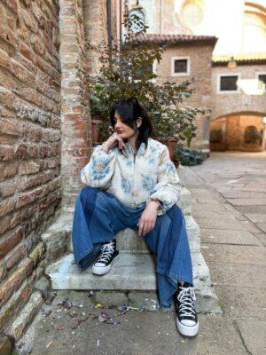 Giubbino fantasia rose