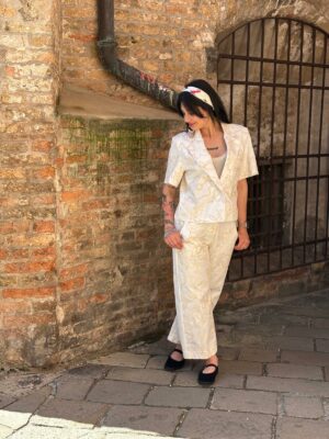 Giacca mezze maniche ricamo